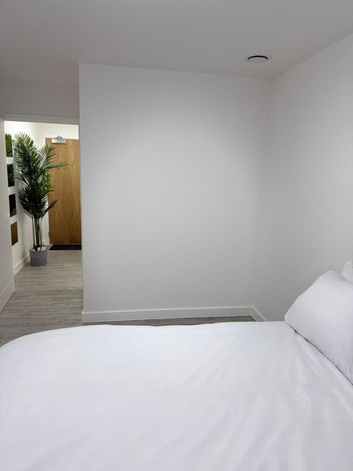 Serenity Waterfront 2 Bed Apartment Northfleet Exterior foto
